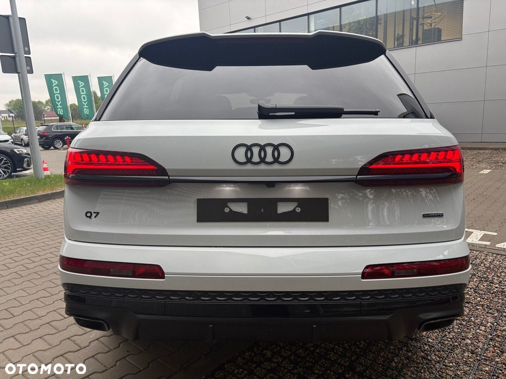 Audi Q7 - 9