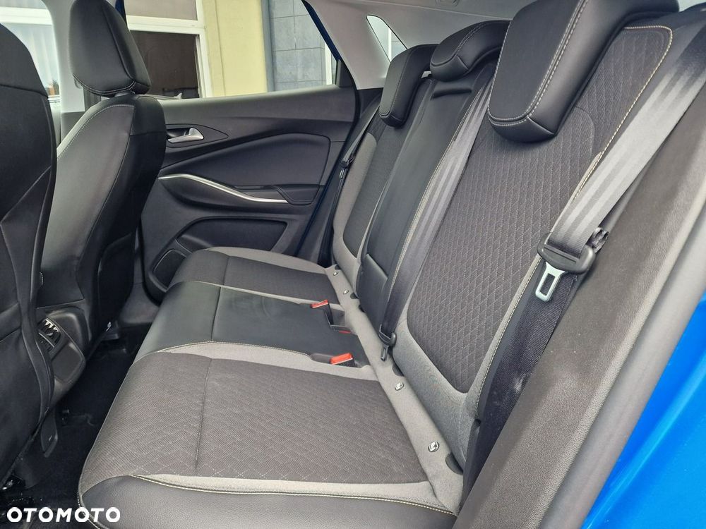 Opel Grandland 1.6 T PHEV Business Elegance - 22