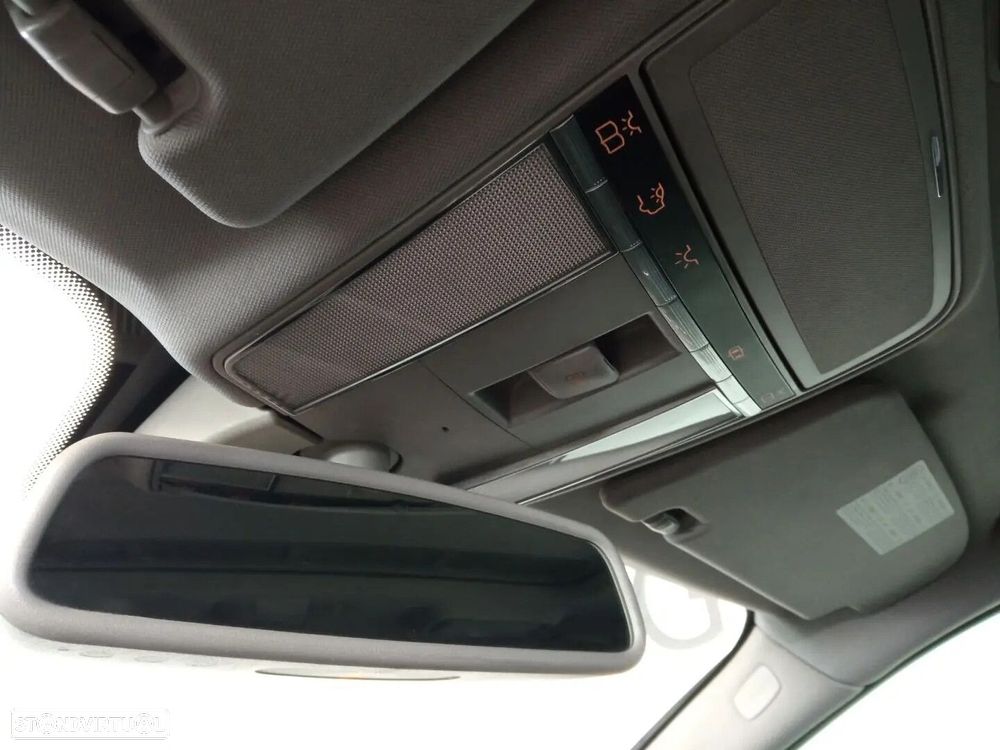 Mercedes-Benz S 320 - 36