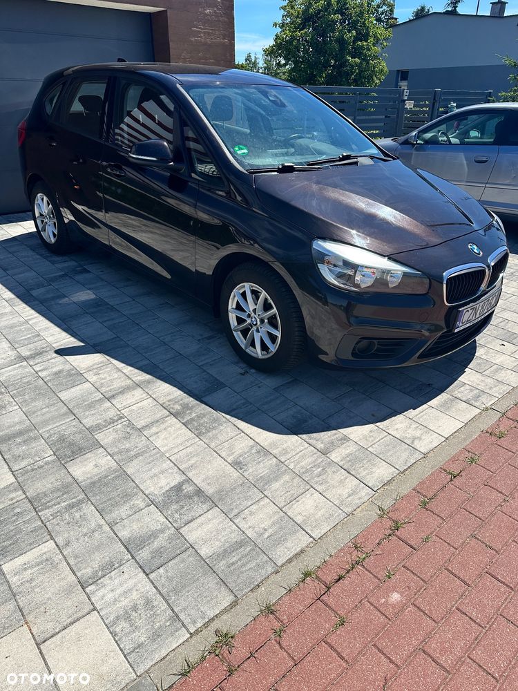 BMW Seria 2 218d - 3
