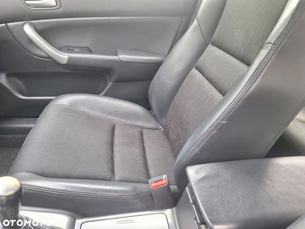 Honda Accord 2.0 Executive - 7