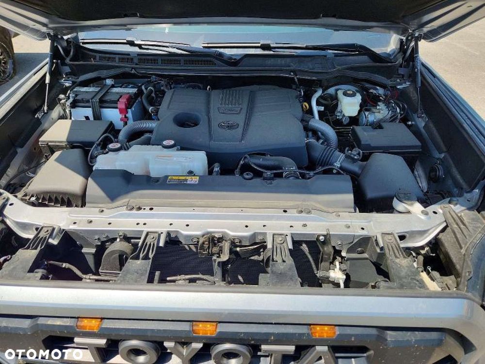 Toyota Tundra - 8