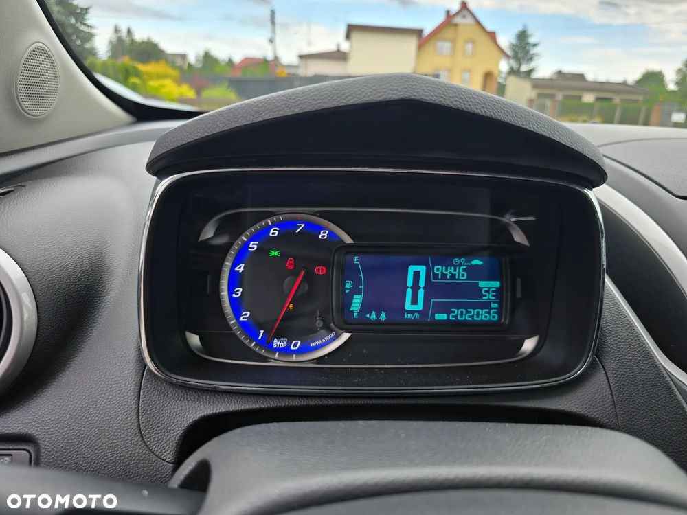 Chevrolet Trax 1.6 LS - 21