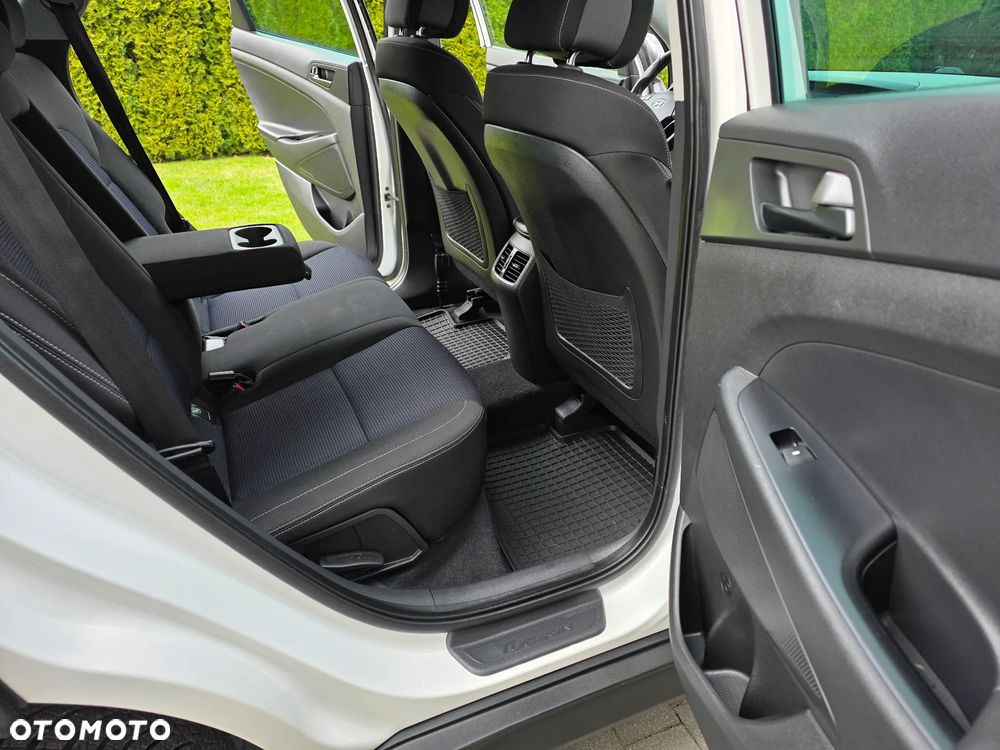 Hyundai Tucson blue 1.6 GDi 2WD Passion - 11