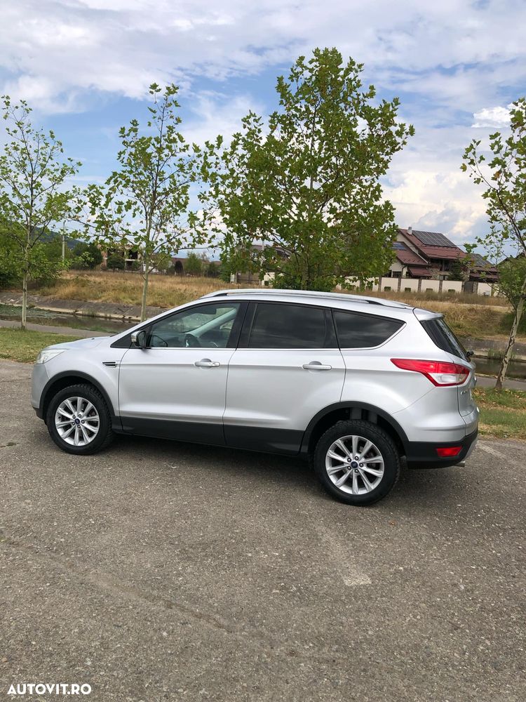 Ford Kuga 2.0 TDCi Powershift 4WD Trend - 6