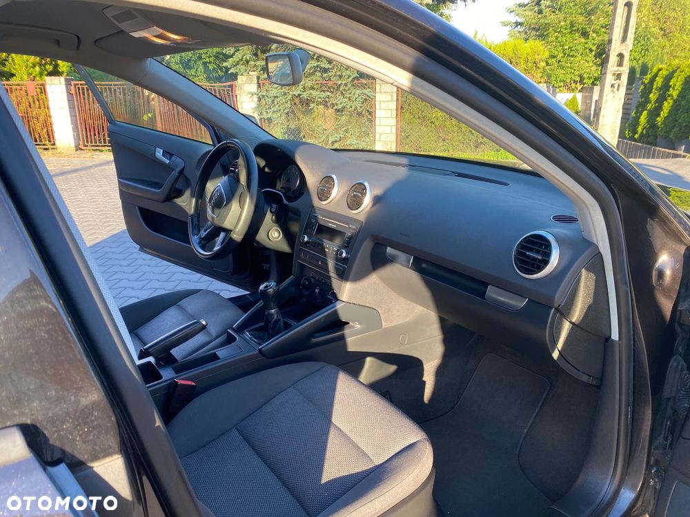 Audi A3 Sportback - 5