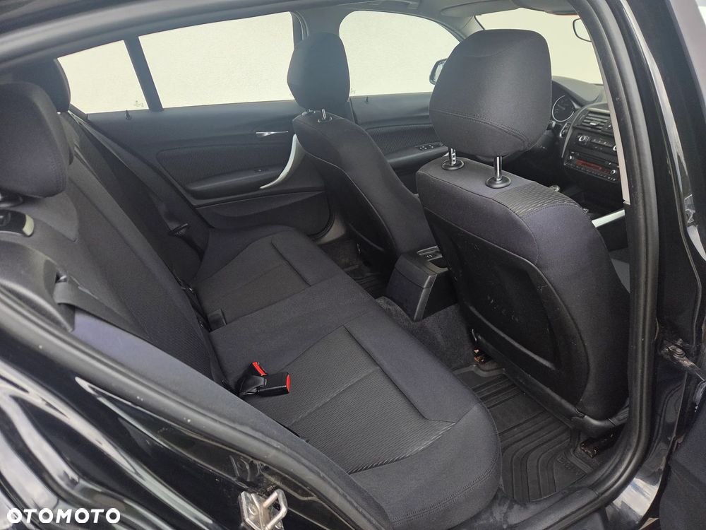 BMW Seria 1 - 12