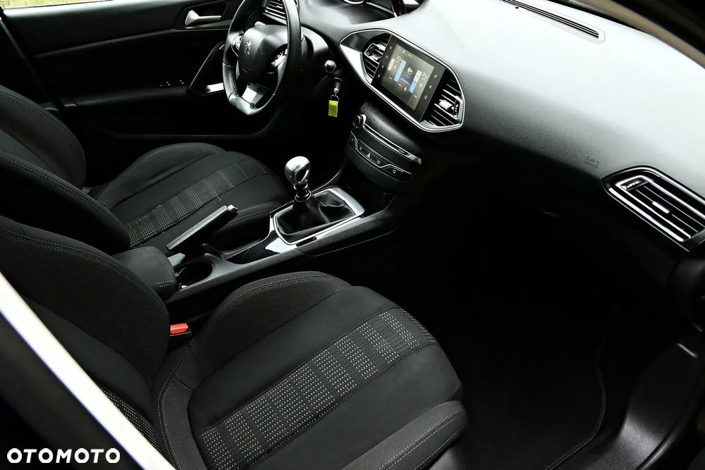 Peugeot 308 1.6 BlueHDi Business Line S&S - 8