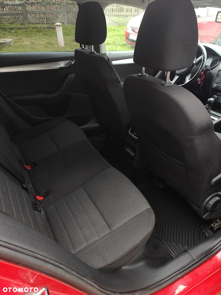 Skoda Octavia 1.6 TDI Ambition - 11