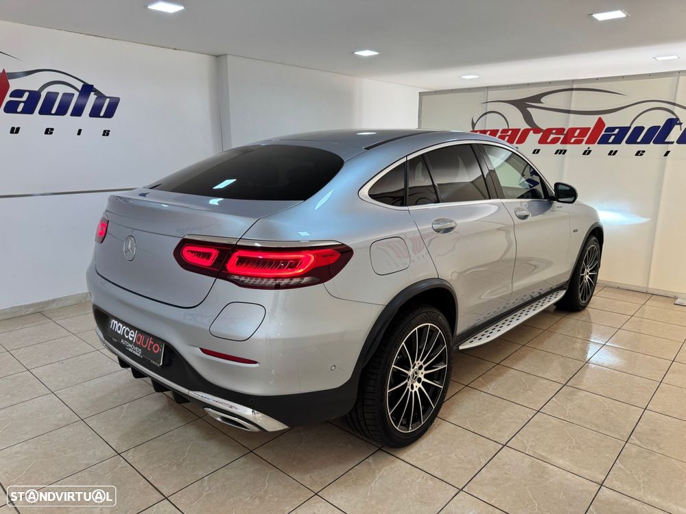 Mercedes-Benz GLC 300 e Coupé 4Matic - 12