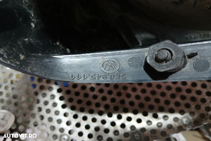 Lampa / Tripla stop stanga pe aripa 5K0945111 5K0945111 Volkswagen VW - 5