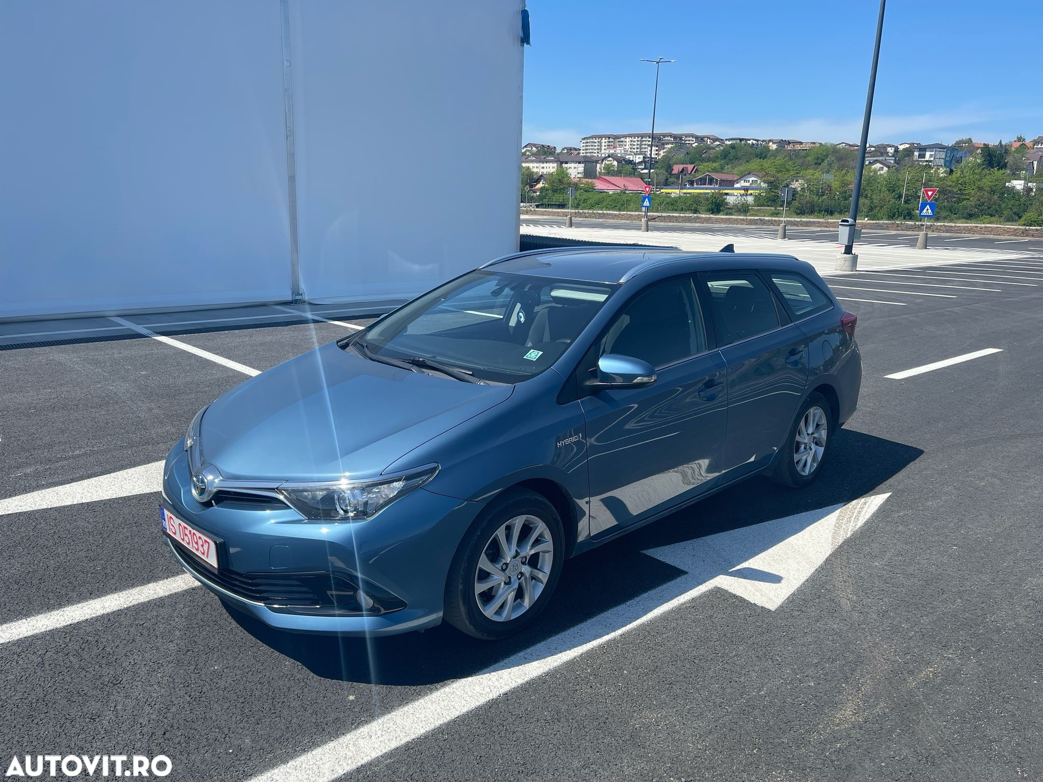 Toyota Auris 1.8 L VVT-i HSD Sol + - 15