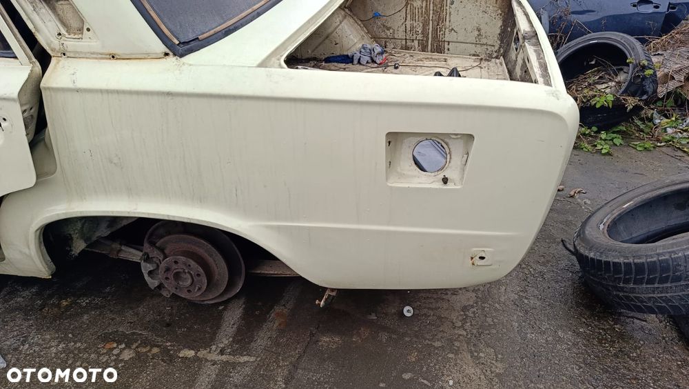 CWIARTKA BŁOTNIK LEWY TYŁ PRAWY PAS TYLNY DUPA FIAT 125P - 2