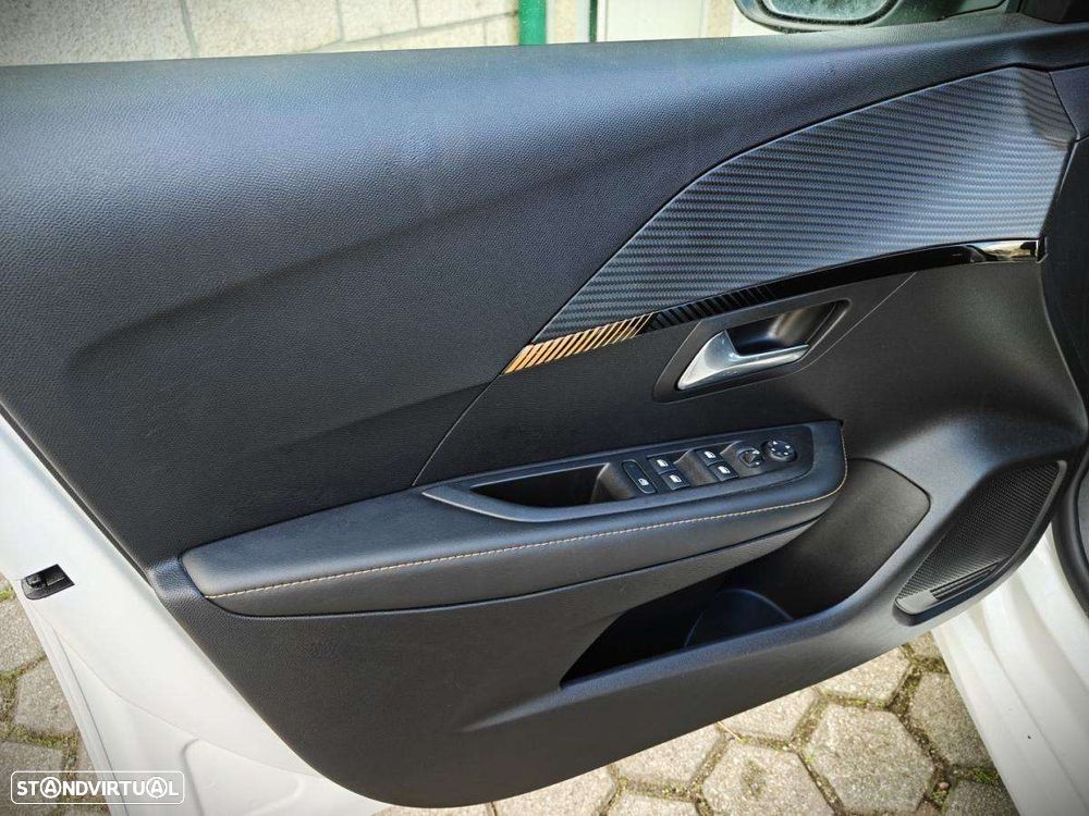 Peugeot 208 1.2 Allure - 21