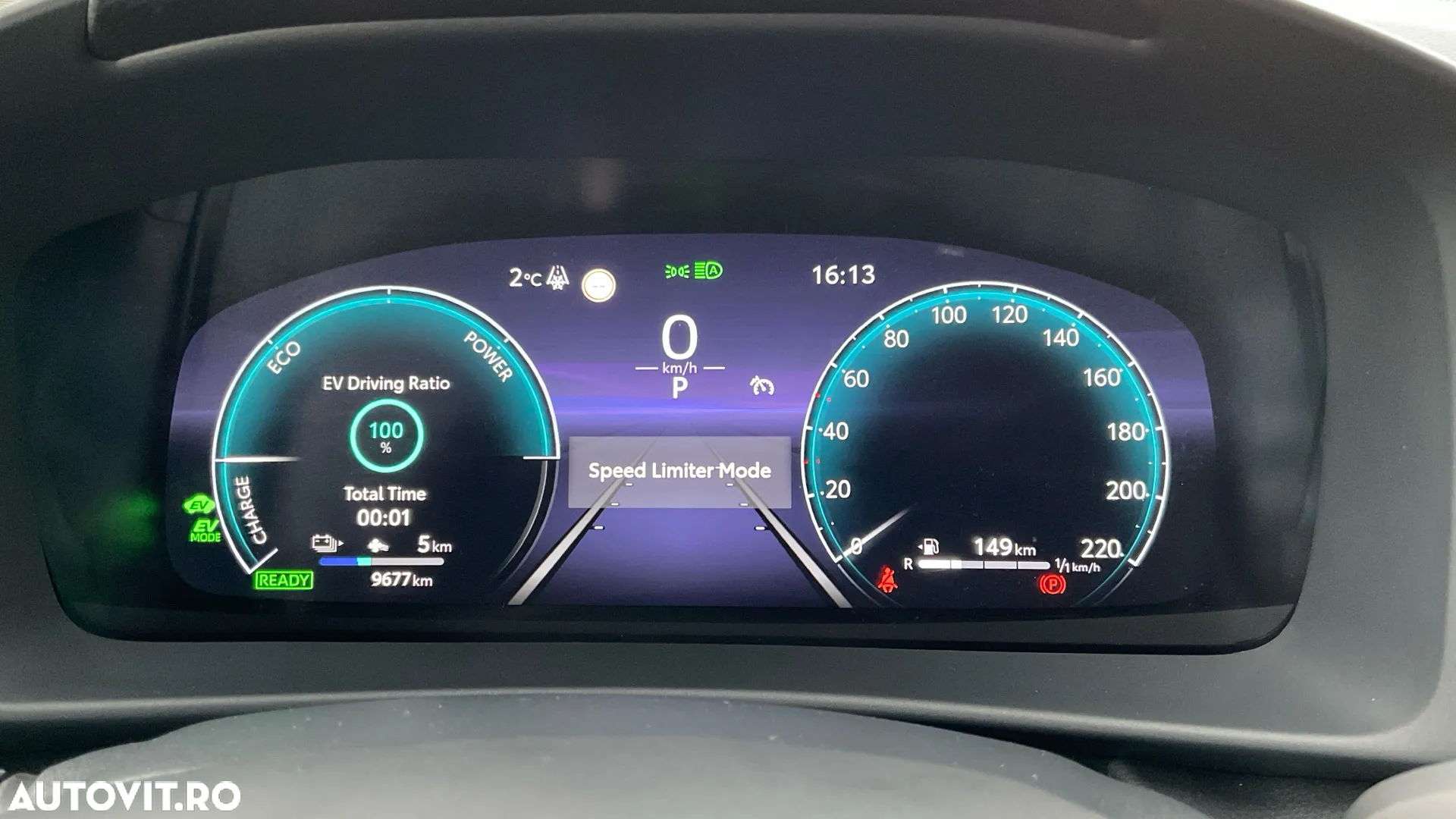 Toyota C-HR 2.0 PHEV 223 CP 4x2 CVT Exclusive - 13