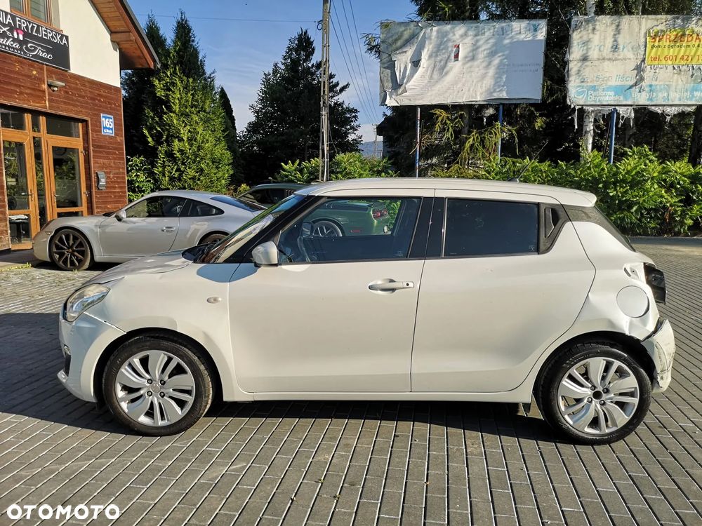 Suzuki Swift 1.2 Premium Plus - 9