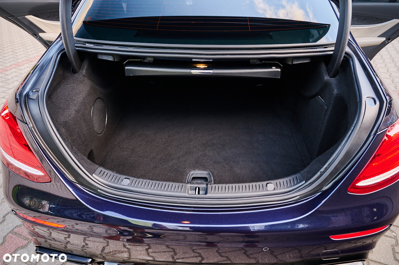 Mercedes-Benz Klasa E AMG 63 S 4-Matic+ - 21