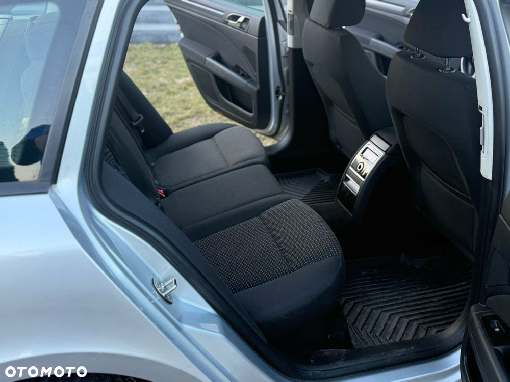 Skoda Superb 2.0 TDI Family - 17