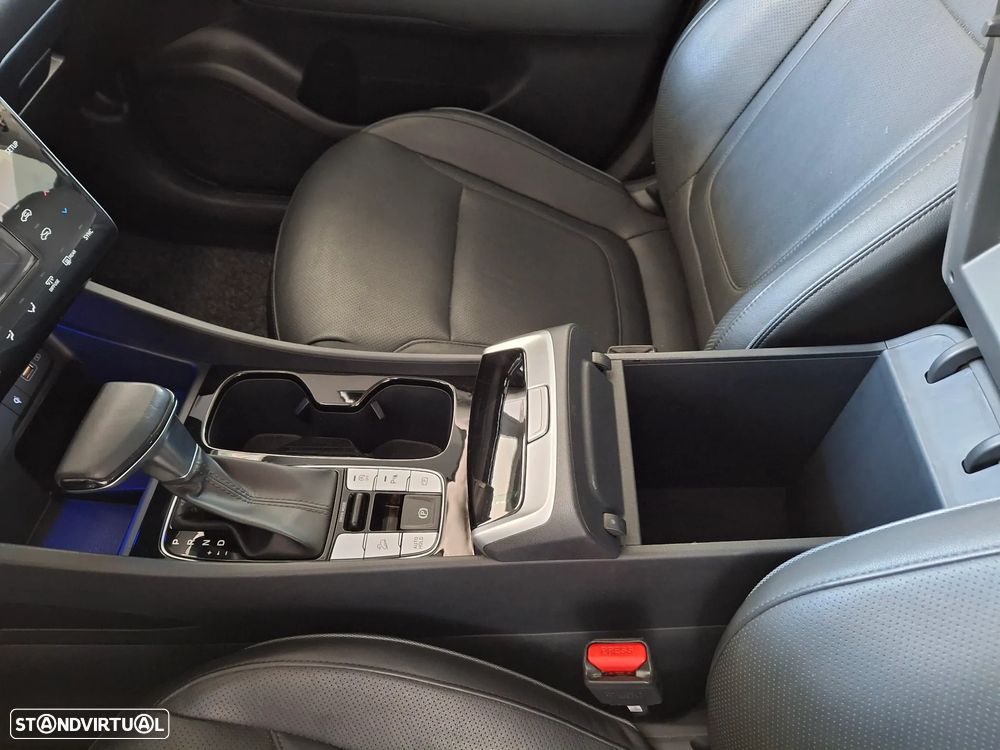 Hyundai Tucson 1.6 CRDi Vanguard DCT - 16