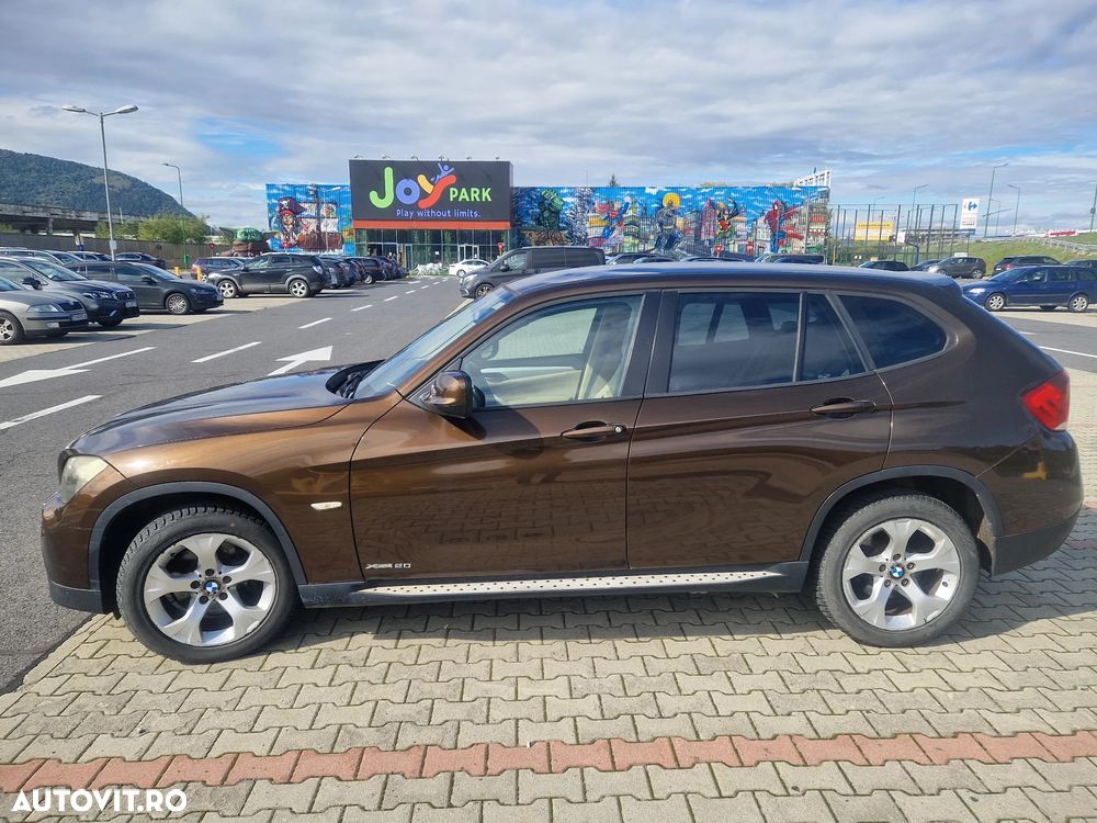 BMW X1 xDrive20d - 16