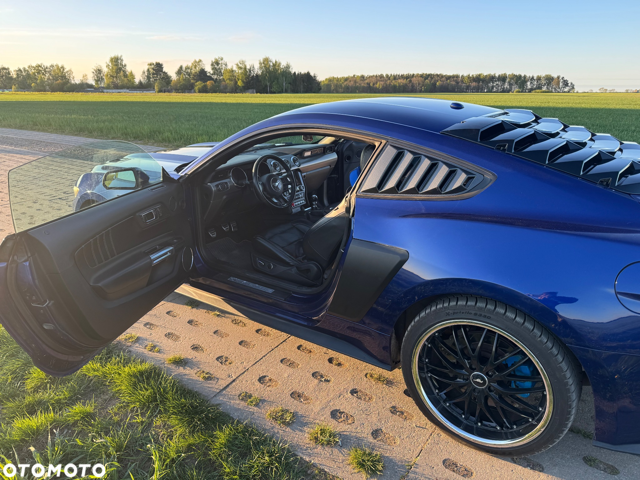 Ford Mustang 5.0 V8 GT - 10