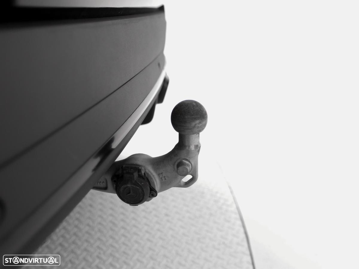 Mercedes-Benz GLC 300 e 4Matic - 28