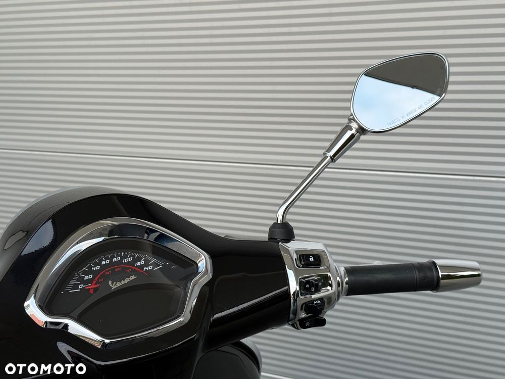 Vespa GTS - 23