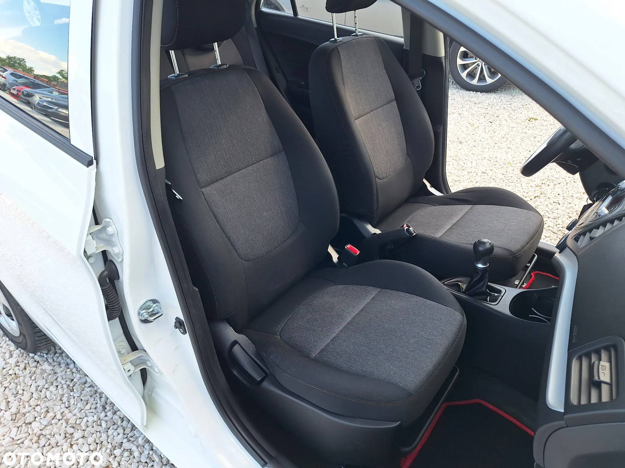 Kia Picanto 1.0 Attract - 21