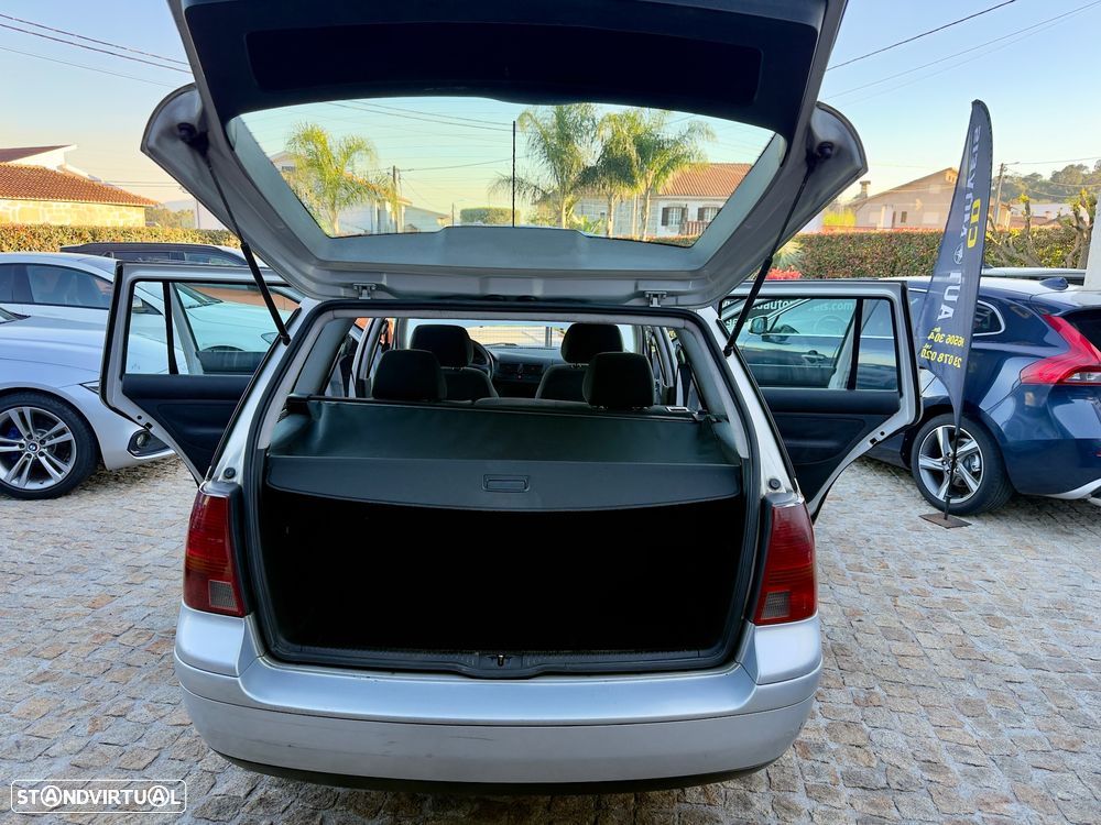 VW Golf Variant 1.9 TDi Confl AC - 33