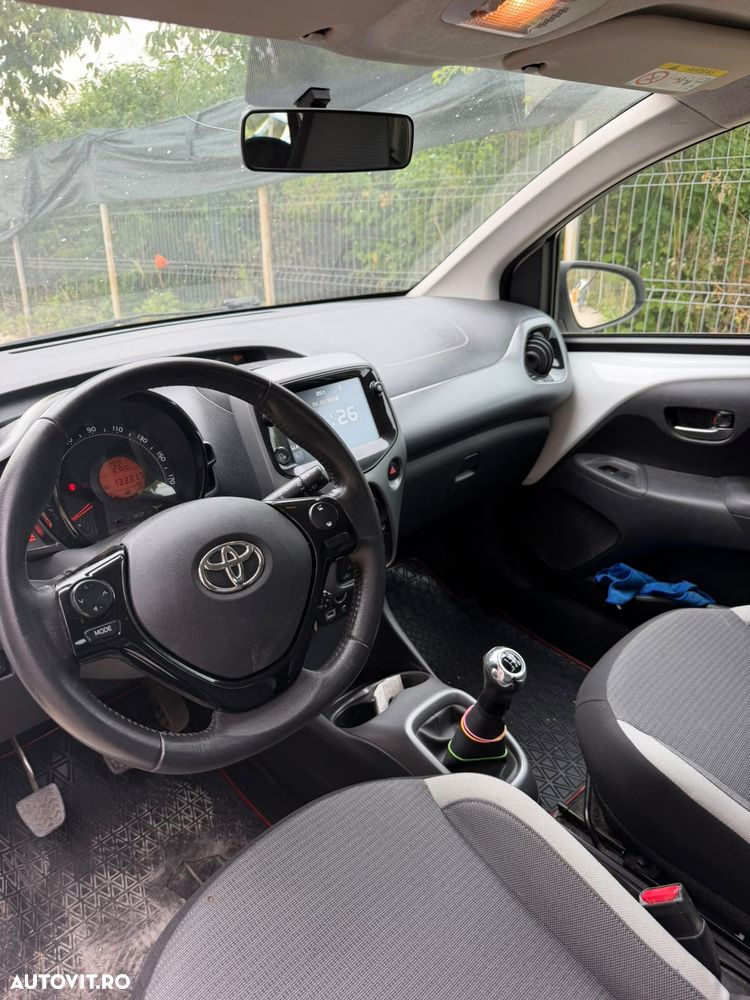 Toyota Aygo 1.0 VVY-I 5 usi X-cite - 5