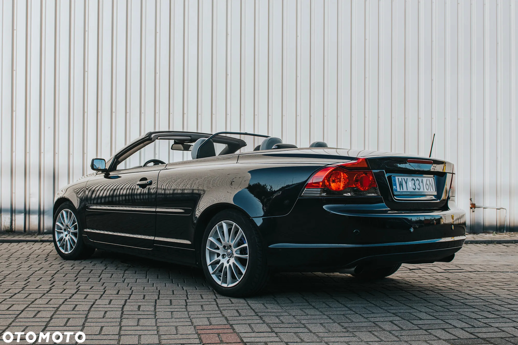 Volvo C70 2.4D5 Summum - 3