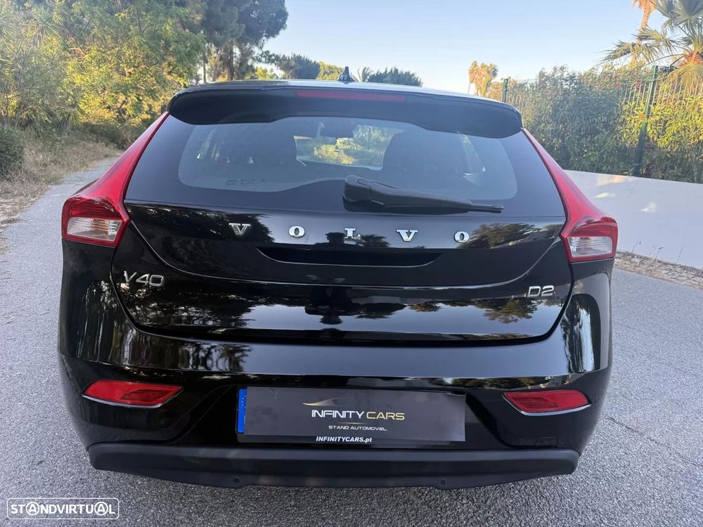 Volvo V40 2.0 D2 Kinetic - 6