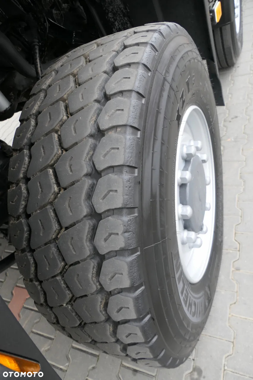Renault K 480 / 8x6 / WYWROTKA TYLNOZSYPOWA 25 m3 / EURO 6 - 15