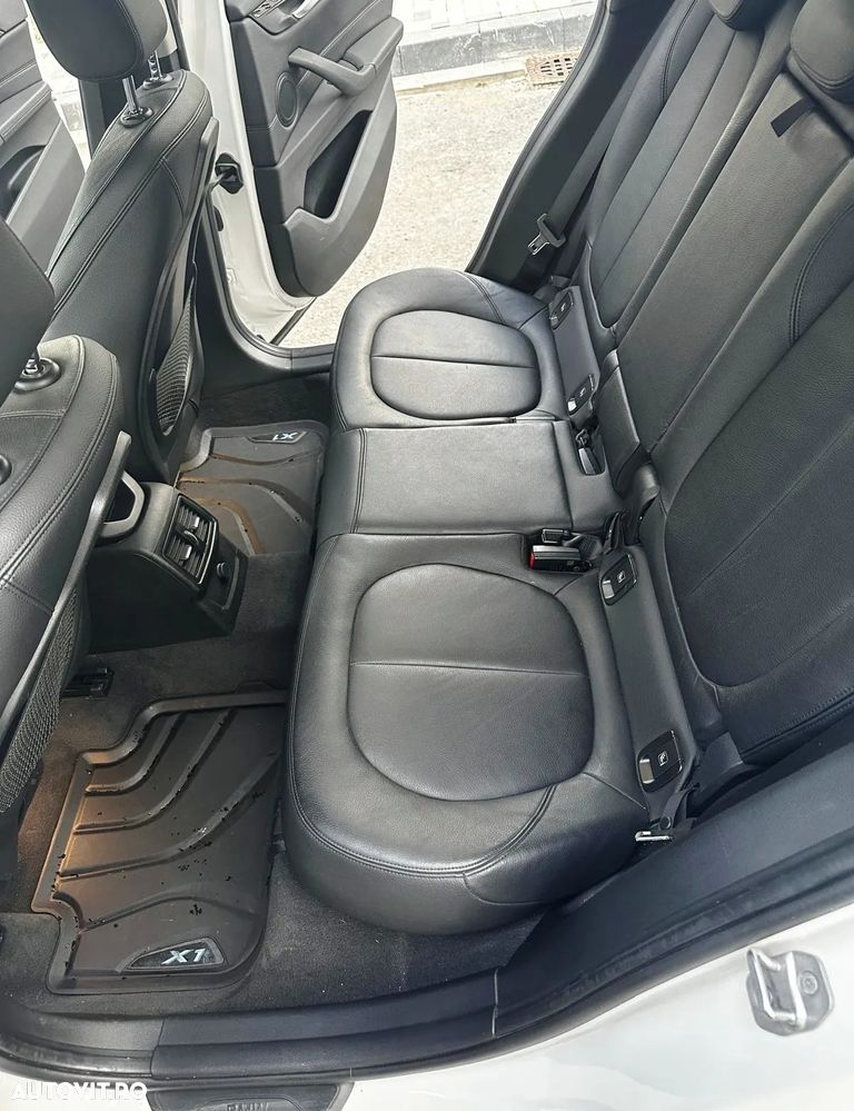 BMW X1 xDrive18d Standard - 11