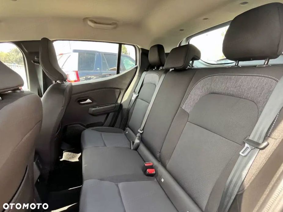 Dacia Sandero - 9