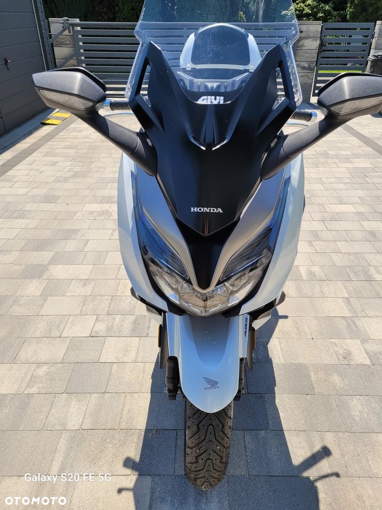 Honda NSS - 16