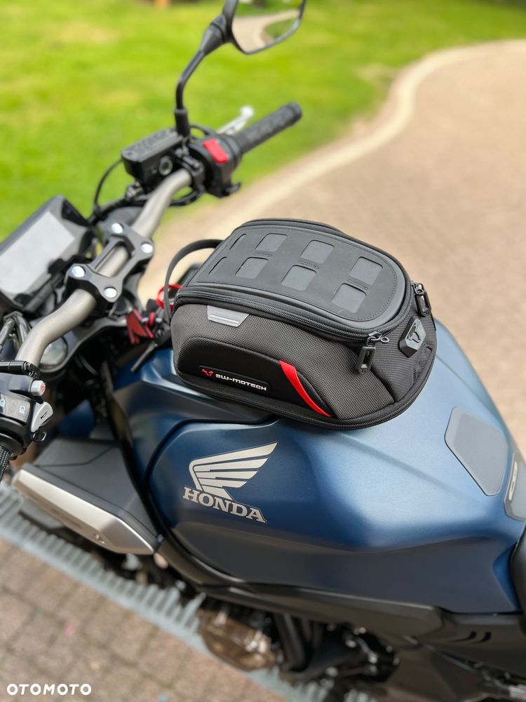 Honda CB - 21