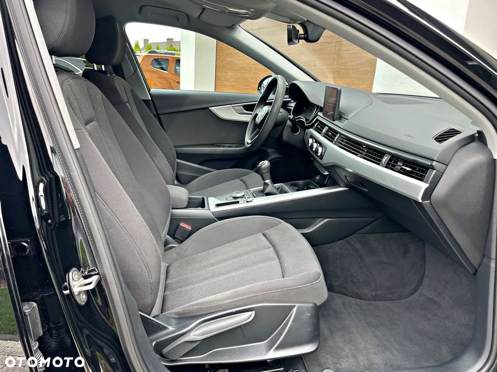 Audi A4 Avant 1.4 TFSI Design - 21