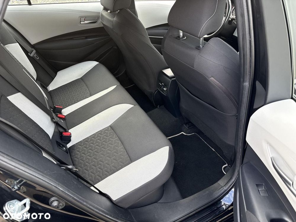 Toyota Corolla 1.8 Hybrid Comfort - 15