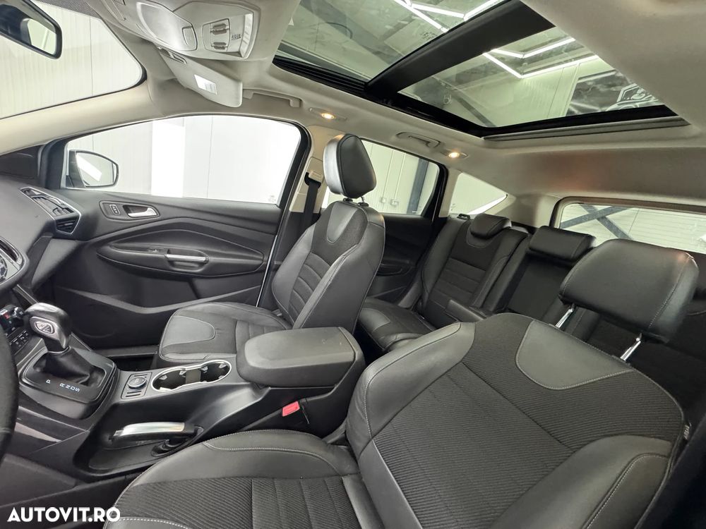 Ford Kuga 2.0 TDCi 4x4 Aut. Individual - 27