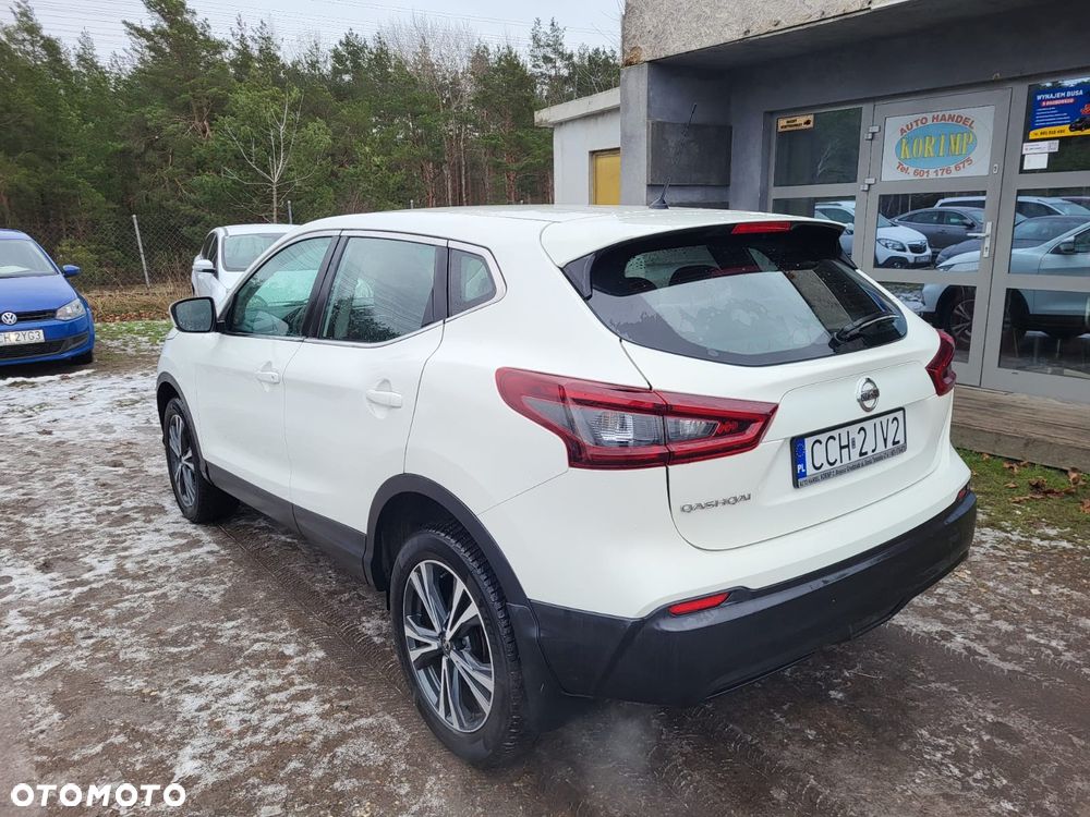 Nissan Qashqai 1.2 DIG-T N-Connecta EU6 - 3