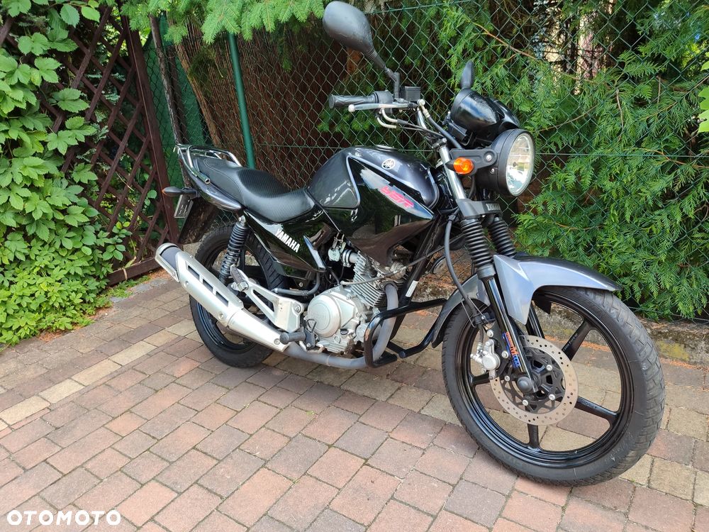 Yamaha YBR - 9