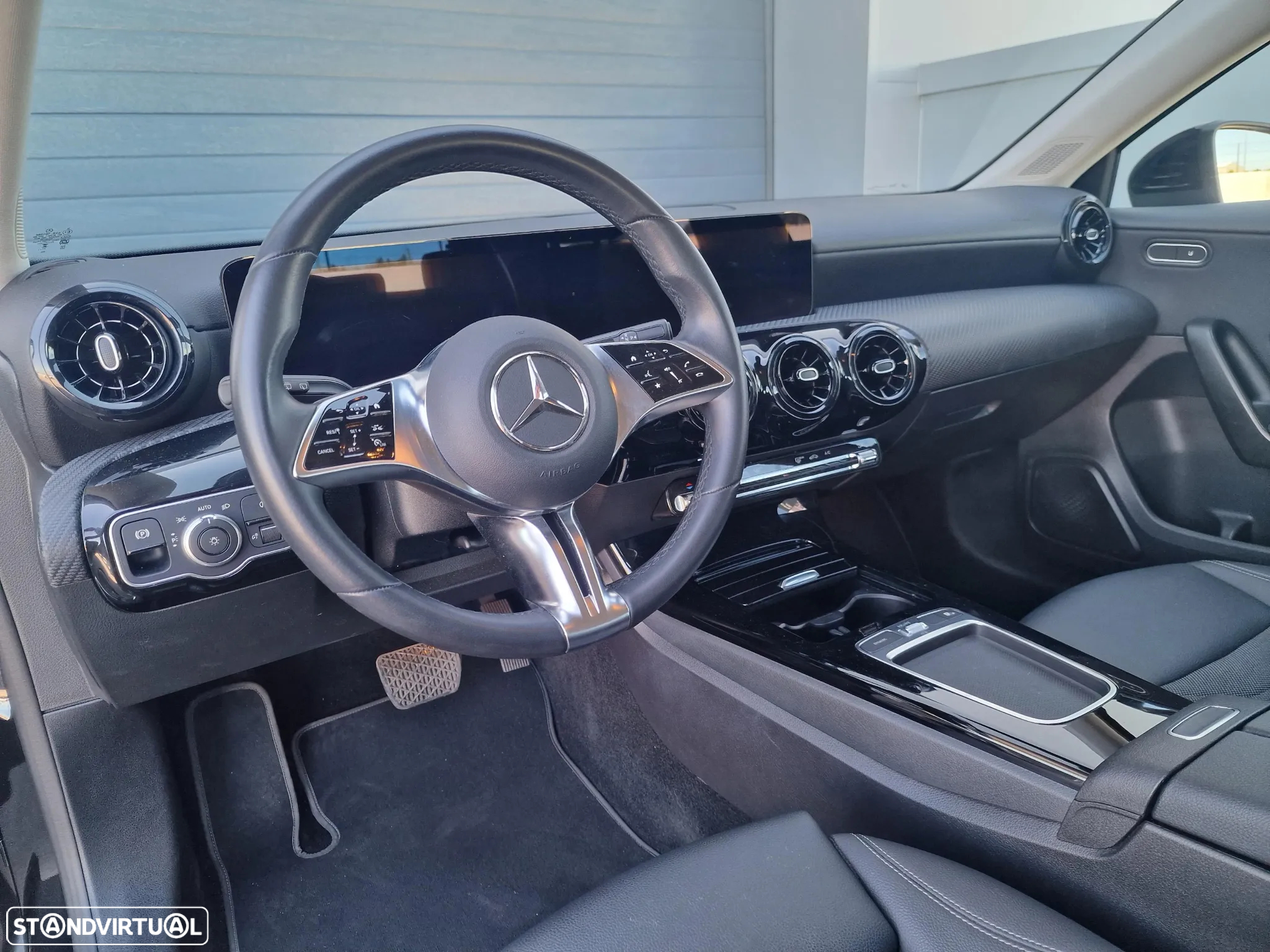 Mercedes-Benz A 200 Standard - 11