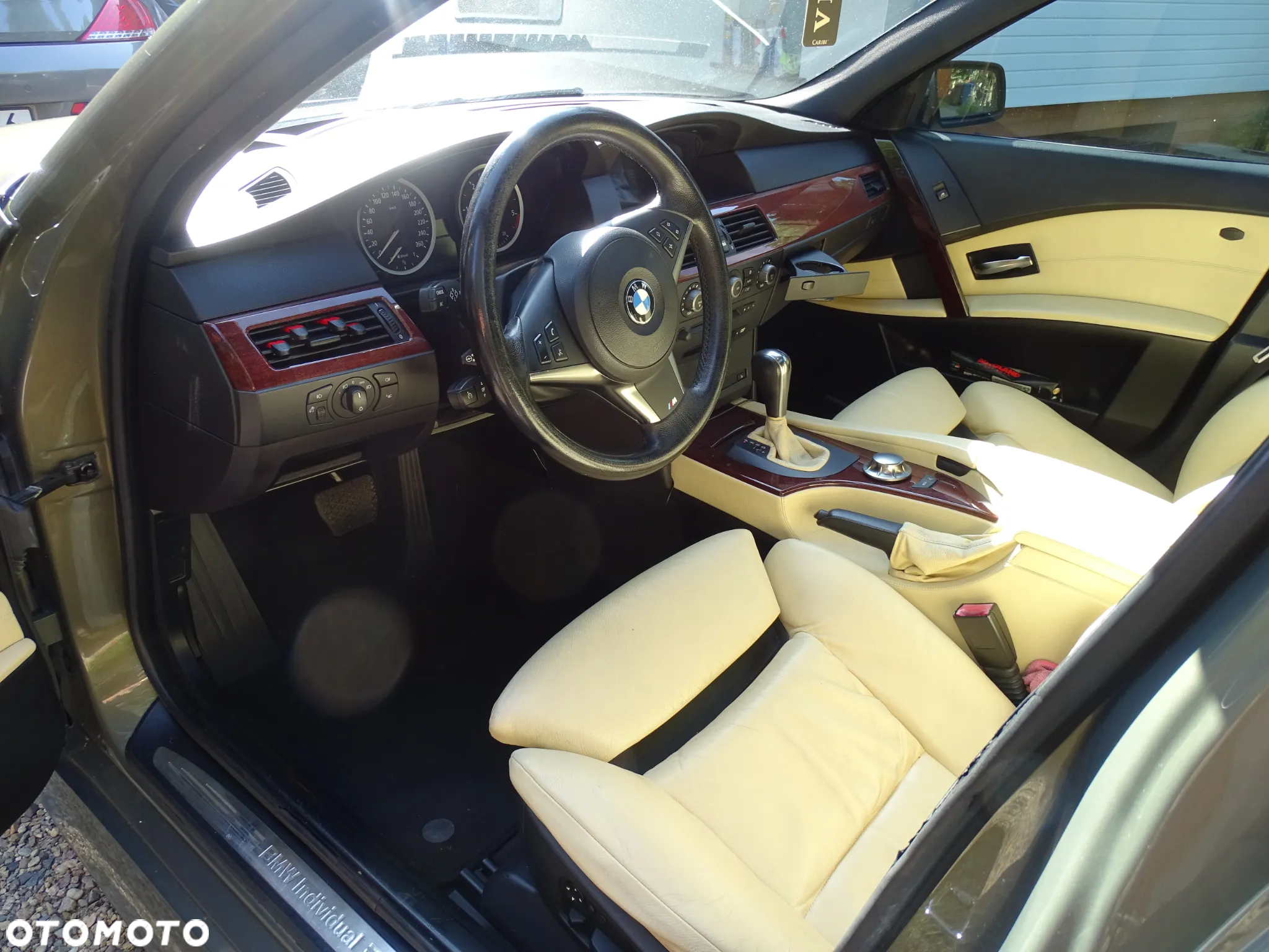 BMW Seria 5 525d Touring - 5