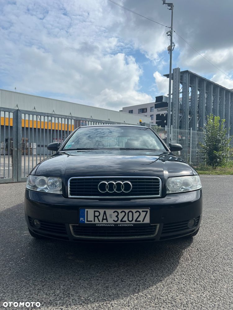 Audi A4 ver-1-8-t - 1