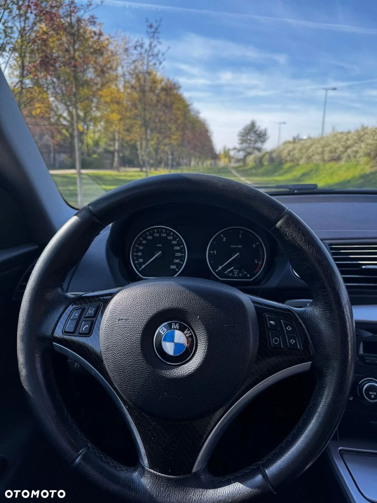 BMW Seria 1 120d DPF - 10