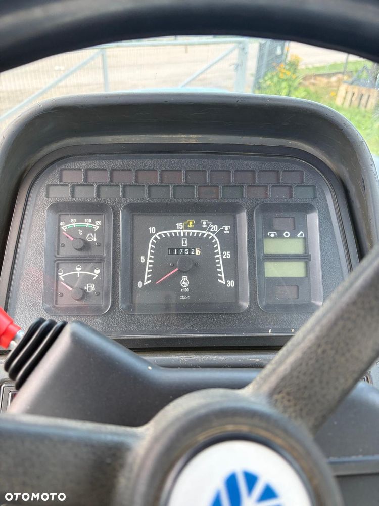 New Holland 8360 - 12