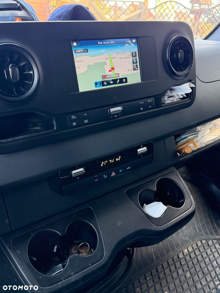 Mercedes-Benz SPRINTER - 10