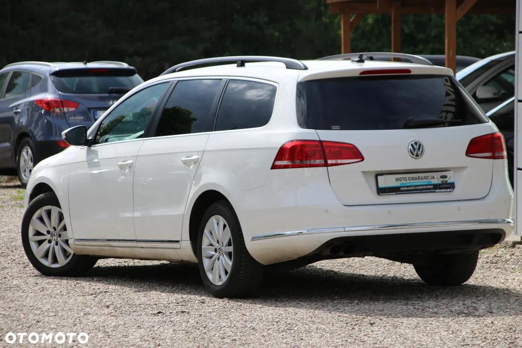 Volkswagen Passat 2.0 TDI Comfortline DSG - 13