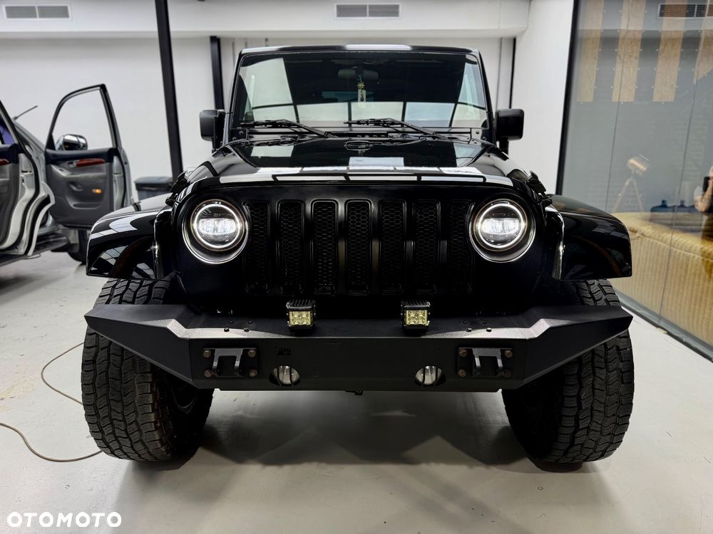 Jeep Wrangler - 3